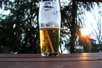 793646_evening_beer_with_hot_juice