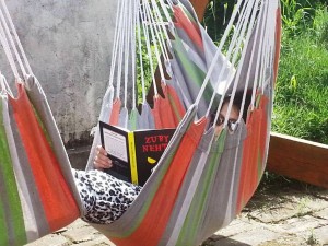 Čtenářka Foto: Juraj Martiška