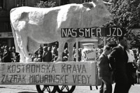 VEDA_JDE_K_LIDU_TITULKA.indd