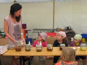 Alena Thomas si podívá s dětmi