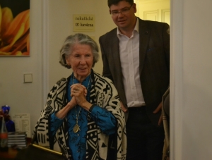 Bouřlivé přivítání fanoušky paní Medu dojalo.