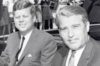 Eric Lichtblau_Naciste ve sluzbach USA