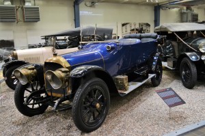 automobil Benz 16/40 HP z roku 1914, který patří rodině Schwarzenbergových