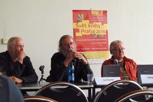 Svět knihy 2016 – kniha Krajiny srdce