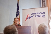 Kulturní atašé Erin Kotheimer