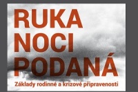 ruka_noci_podana