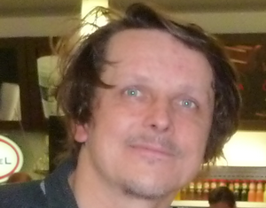 Rozhovor se zpěvákem Michalem Malátným o jeho první knize
