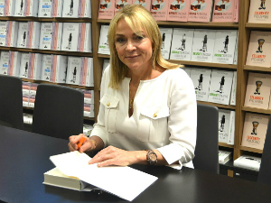 Slavná autorka Bridget Jonesové přijela do Prahy