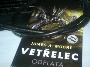 Vetřelci umějí čekat