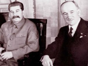 Mezi Prahou a Moskvou