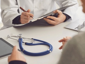 Jak Švédsko potkalo Vicky, Lauru a Annu, 14. díl: Vicky u doktora