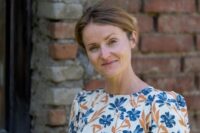 „… každá knížka je dialogem, intimním a upřímným rozhovorem mezi spisovatelem a čtenářem,“ říká Kateřina Surmanová
